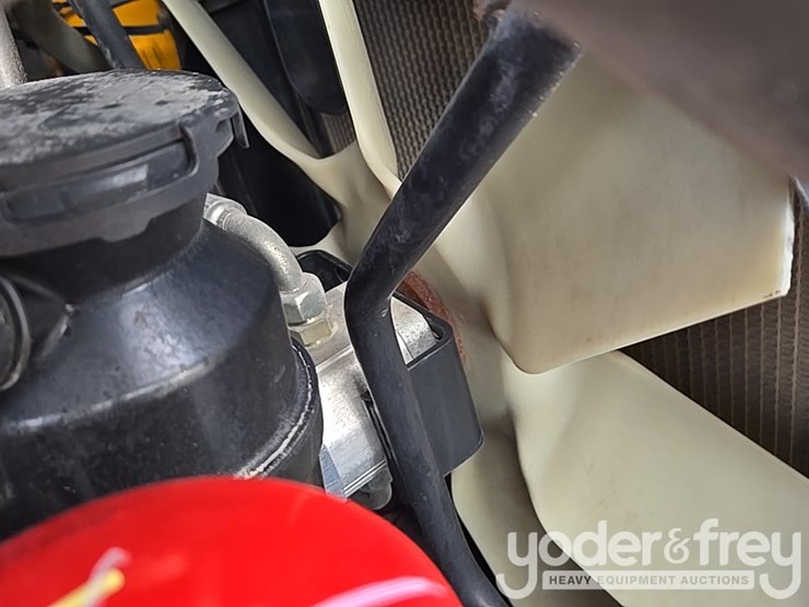 2017-jcb-512-56-image-110