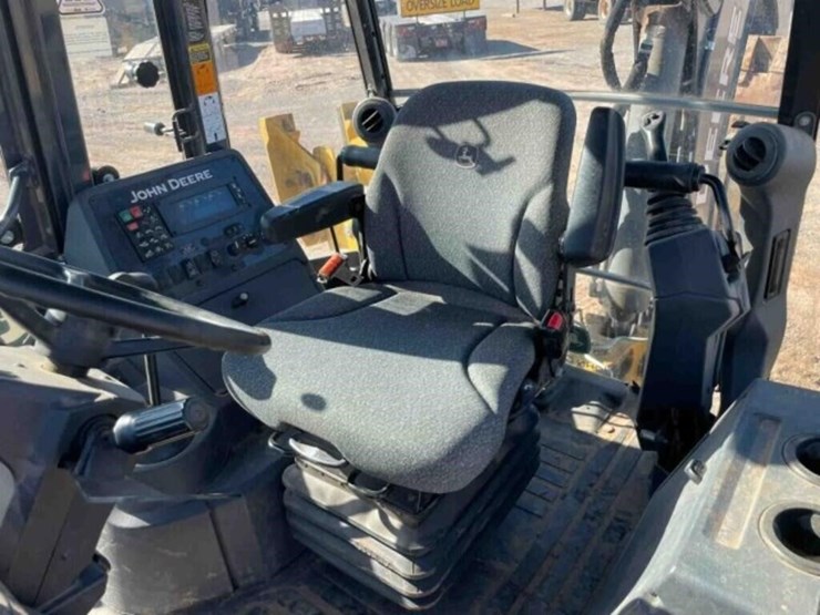 2024-deere-320-p-tier-image-20