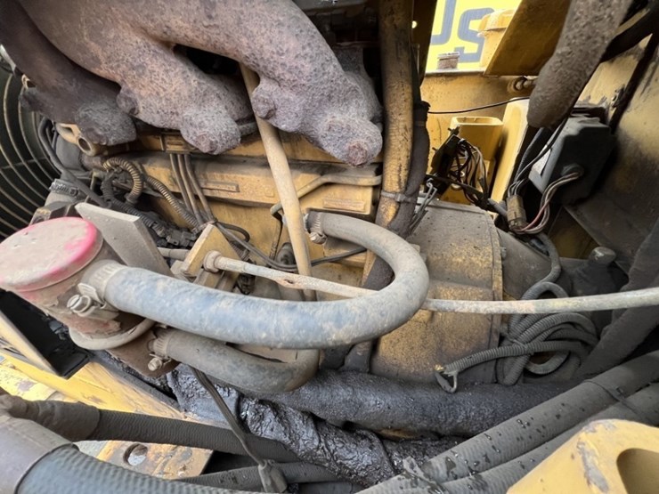 1999-john-deere-80-image-11