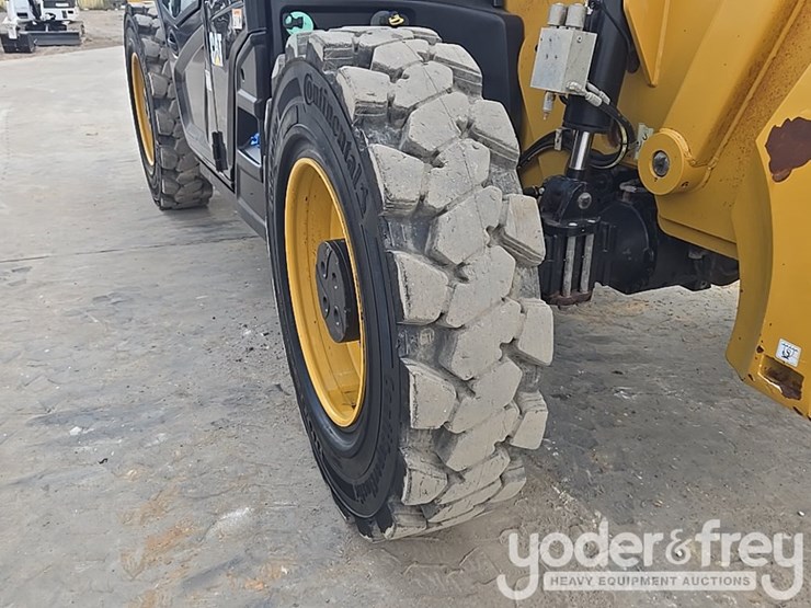 2019-caterpillar-tl1255d-image-34