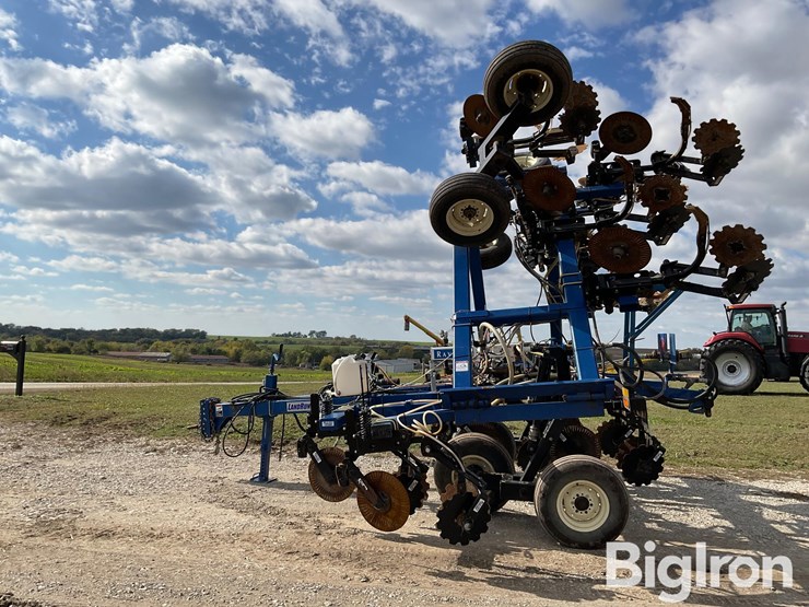 2013-blu-jet-landrunner-image-8