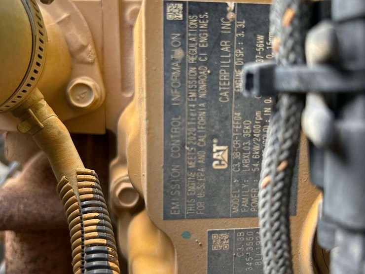 2020-caterpillar-259d3-image-9