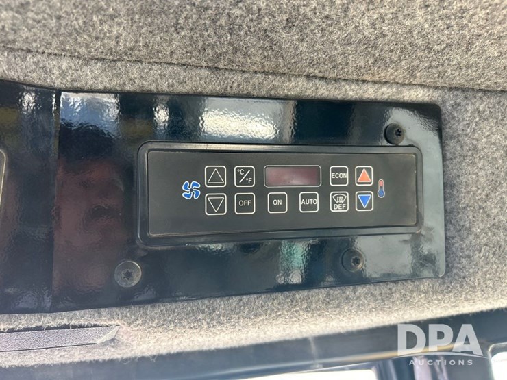 2012-terra-gator-8400b-dry-floater-(ls0482)-image-68