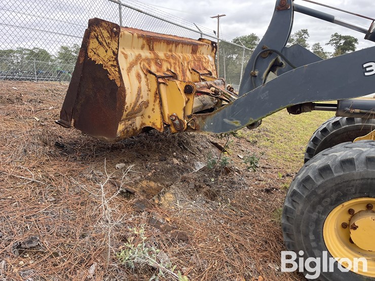 2018-deere-304l-image-18