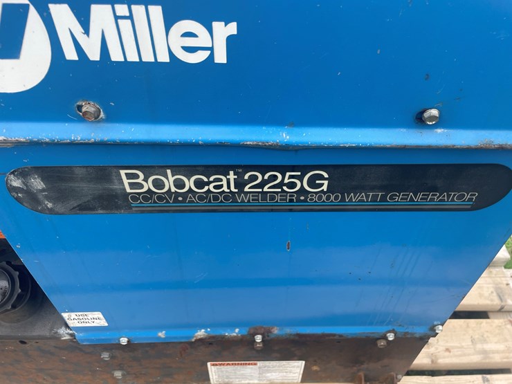 miller-bobcat-225g-image-4