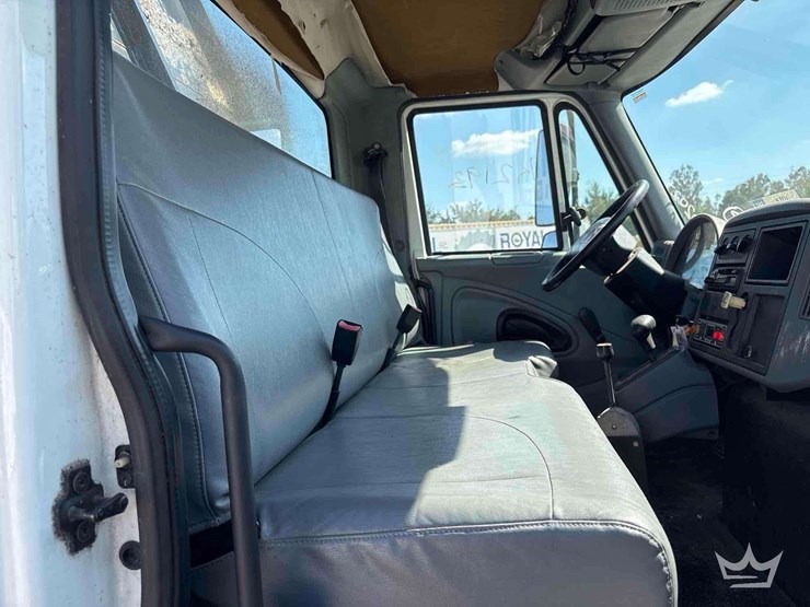 2007-international-durastar-4200-image-22