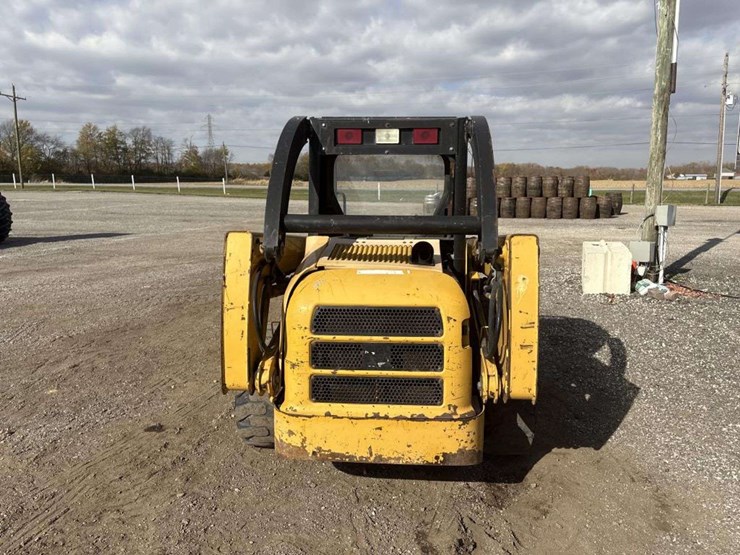 john-deere-250-image-3