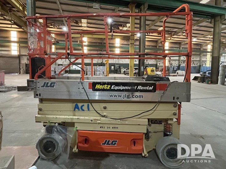 2004-jlg-2030es-image-3