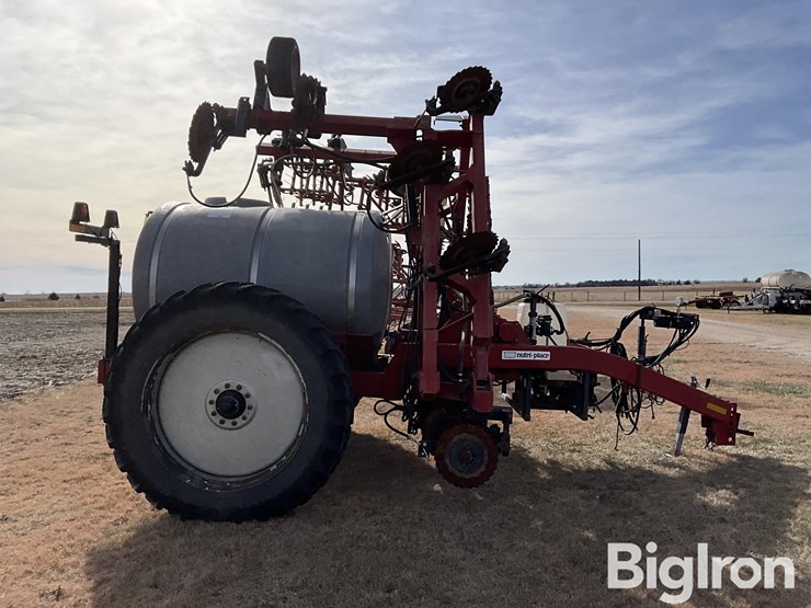 case-ih-2800-image-4