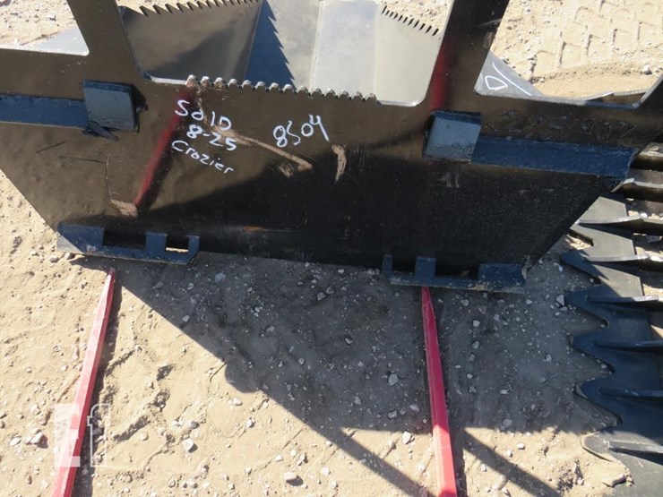 skid-loader-root-bucket-image-1