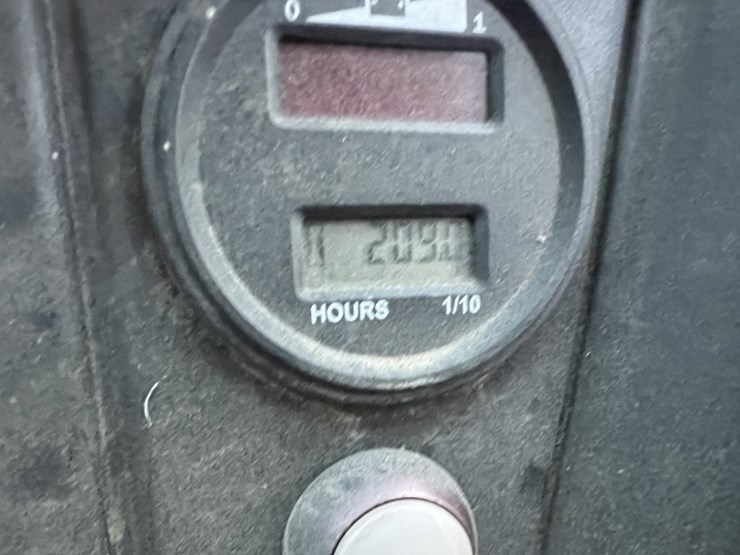 2010-polaris-ranger-ev-image-14