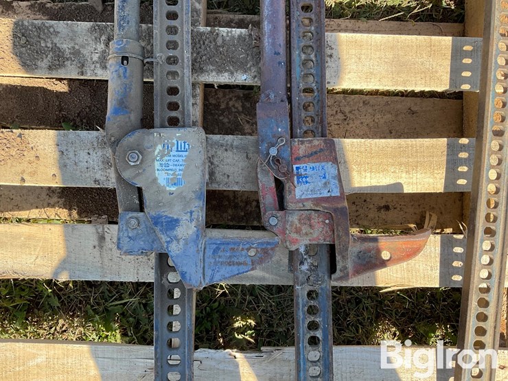 high-lift-farm-jack/deadman-lot-image-9