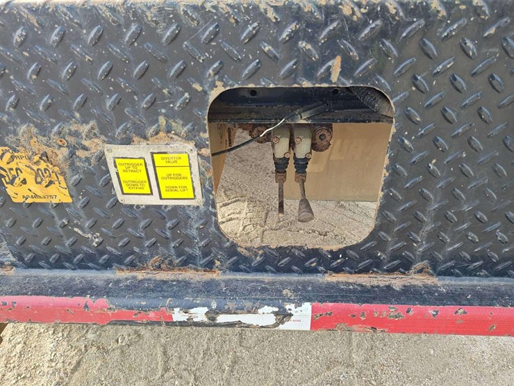 2018-ford-f550-image-39