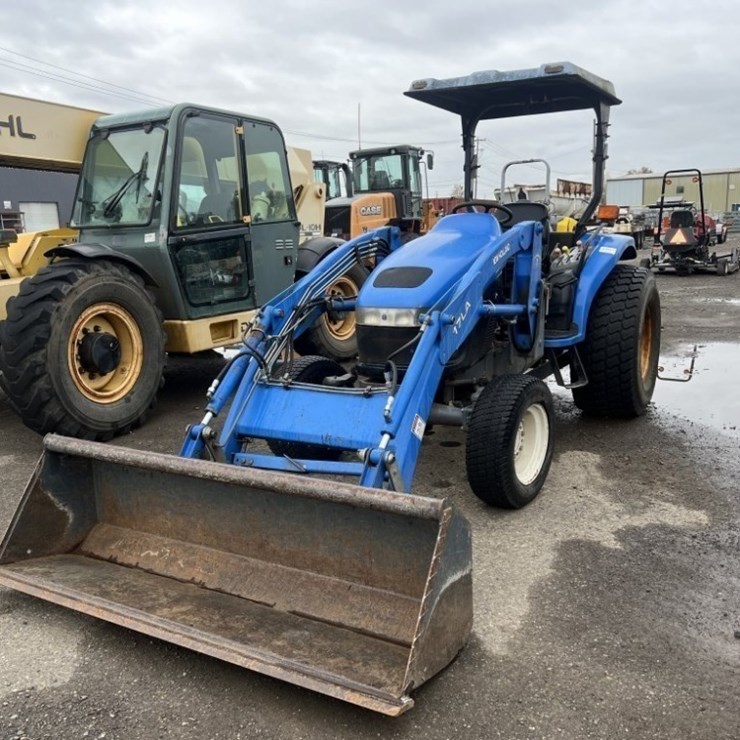 2001 NEW HOLLAND TC40D