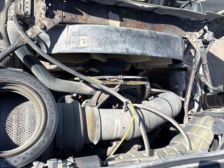 sterling-dump-truck-image-8