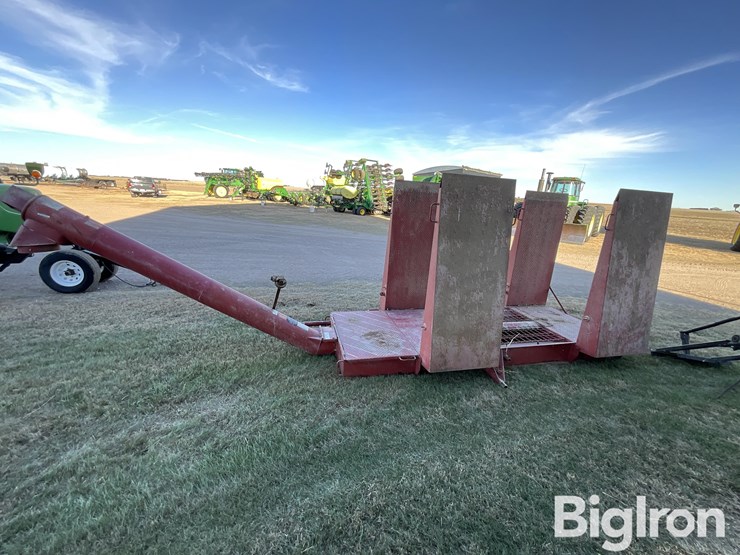 feterl-grain-driveover-deck-image-8