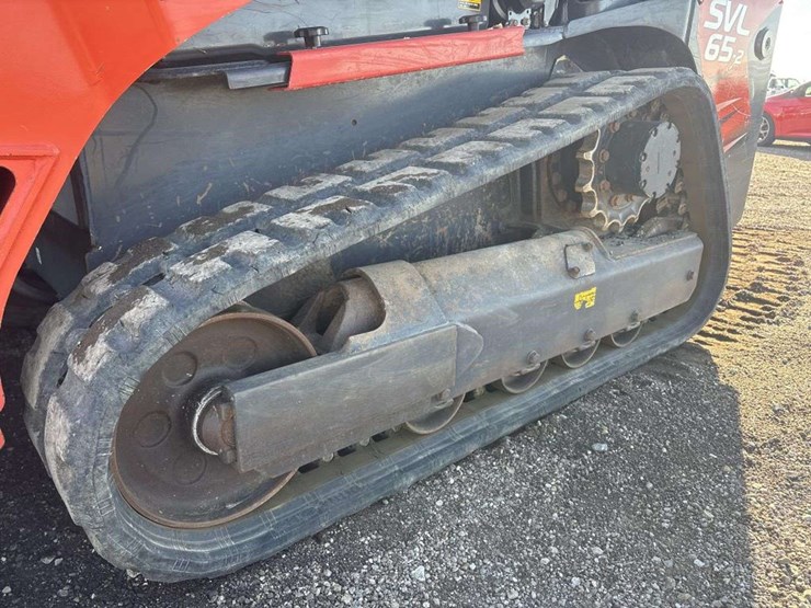 kubota-svl65-2-image-26