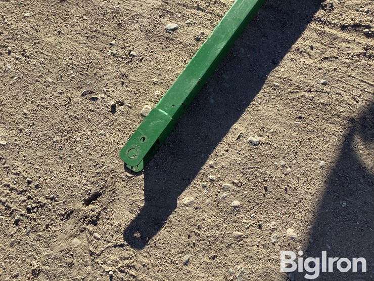 2017-john-deere-635d-image-9