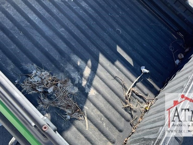 john-deere-gator-xuv-825i-image-13