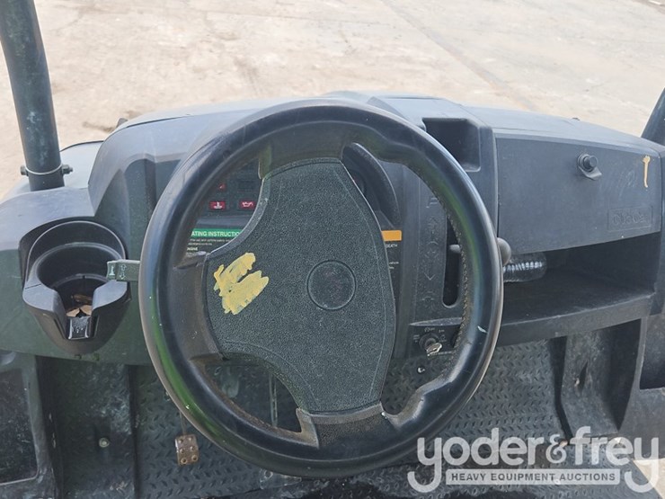 2020-club-car-carryall-1700-image-1793