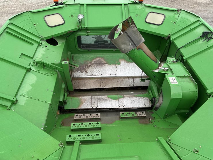 2013-john-deere-s670-image-92