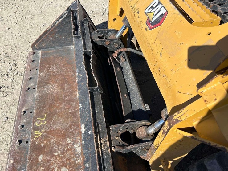 2019-caterpillar-299d3-xe-image-18