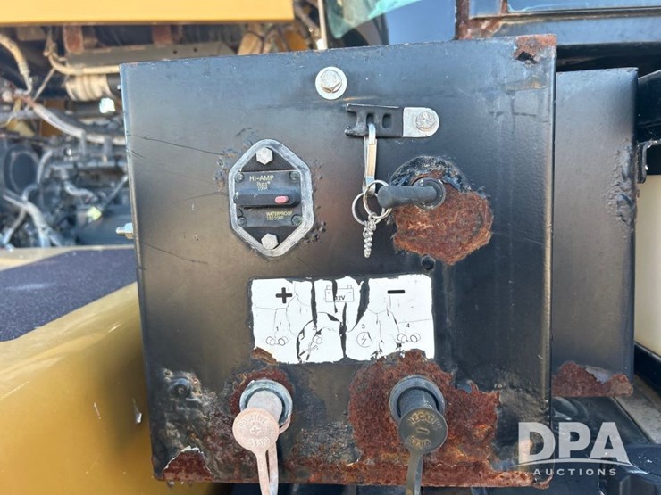 2012-terra-gator-8400b-dry-floater-(ls0482)-image-45