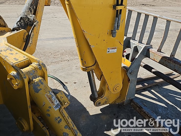 2011-gehl-dl11-image-12