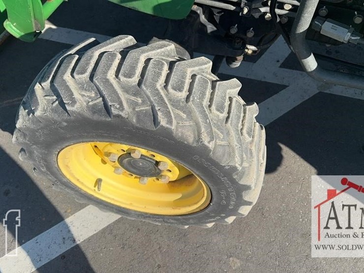 2004-john-deere-3120-image-9