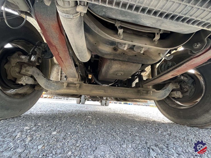 2005-freightliner-m2-business-class-s/a-water-truck-image-14