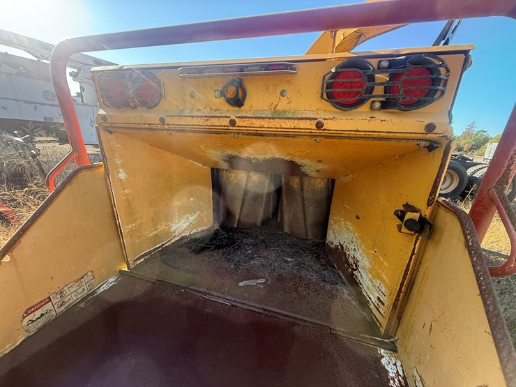 2009-vermeer-bc1500-image-12