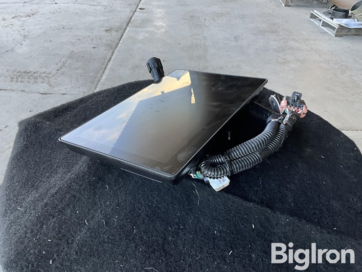 john-deere-g5plus-universal-monitor-image-3