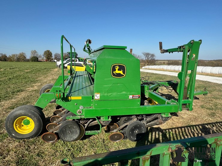 2009-john-deere-1590-image-4