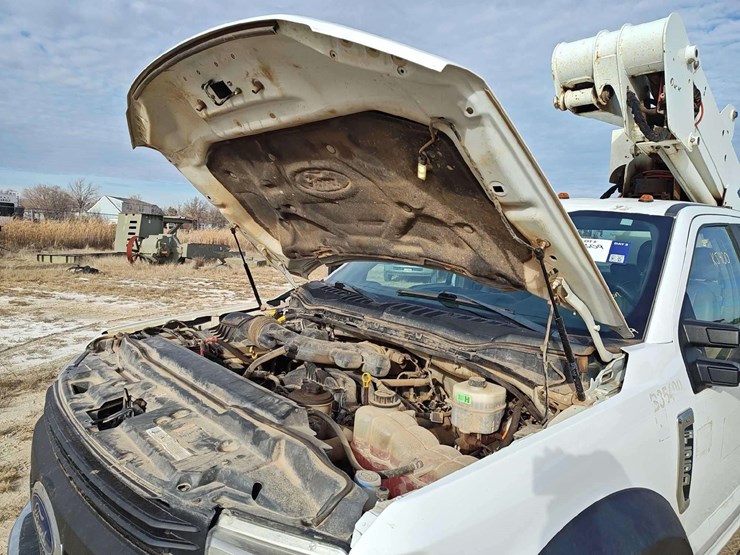 2017-ford-f550-image-12