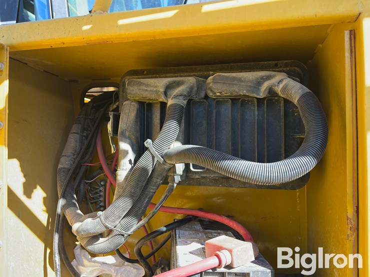 ag-chem-rogator-664-image-19