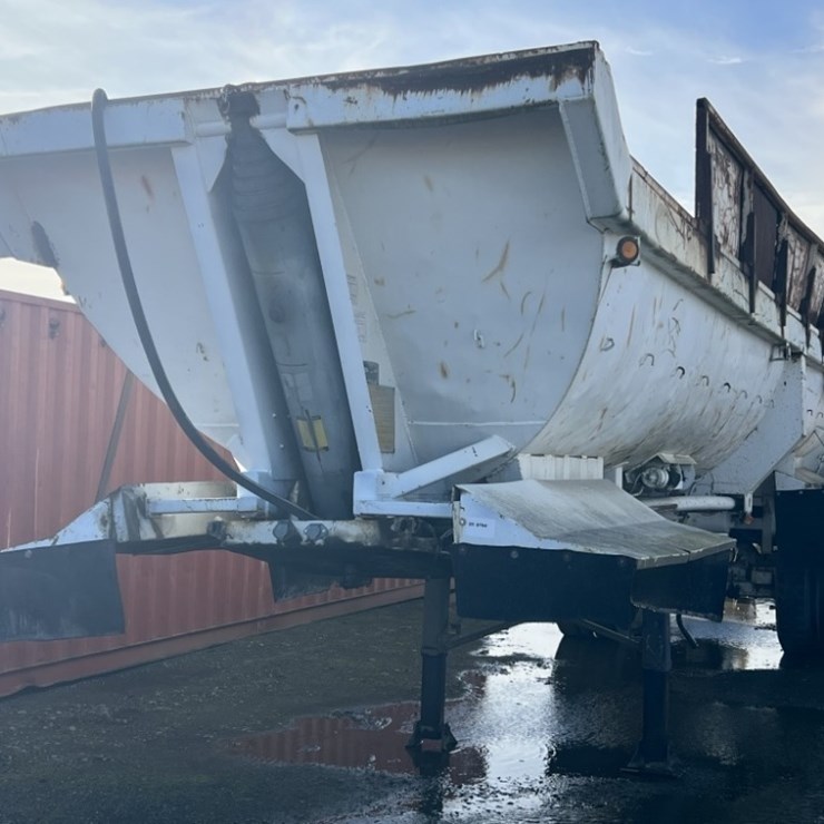 1989 FRUEHAUF End Dump Trailer