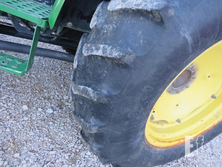 1999-john-deere-5410-image-3