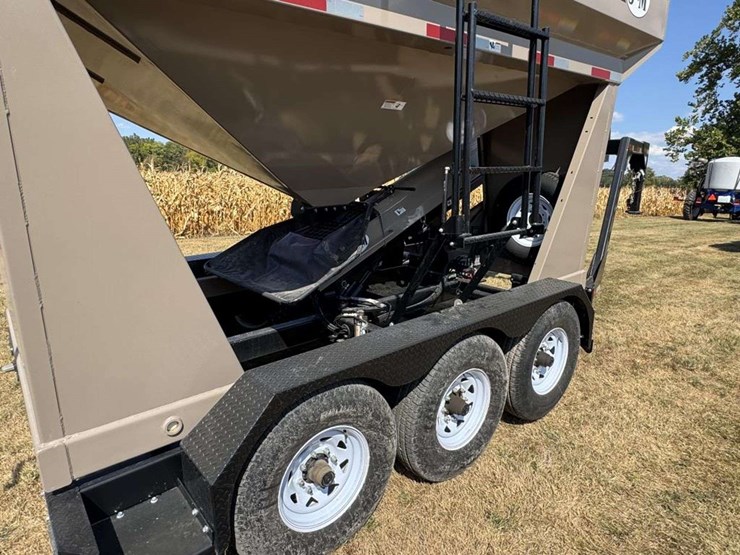 2015-j&m-375st-image-24