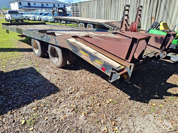 1993-custom-trailer-image-4