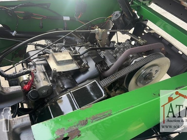 john-deere-gator-image-10