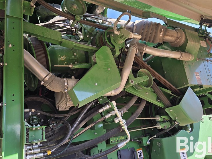 2018-john-deere-s780-image-11