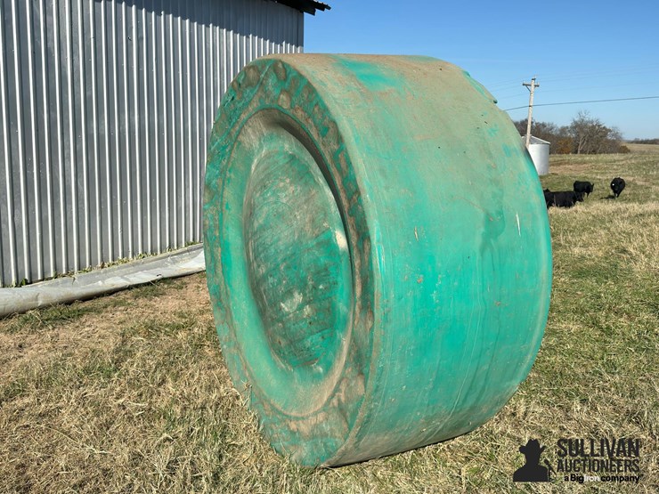 snyder-vertical-round-poly-tank-image-11