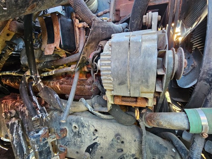 1985-chevrolet-custom-deluxe-image-8