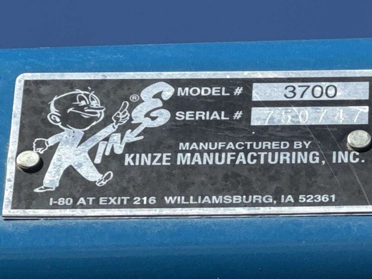 kinze-3700-image-16