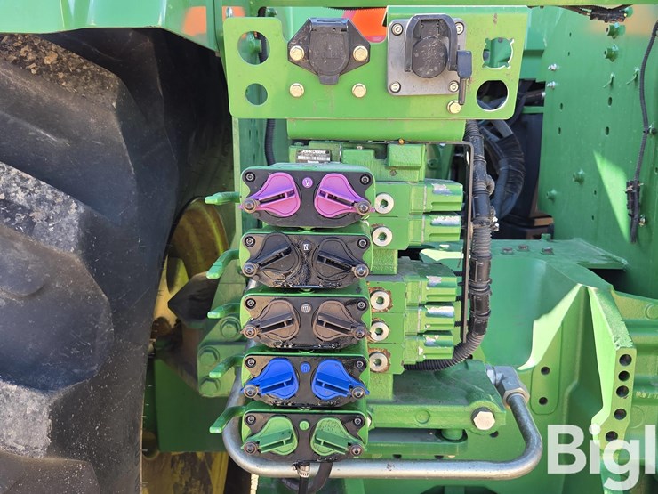 2012-john-deere-9510r-image-18