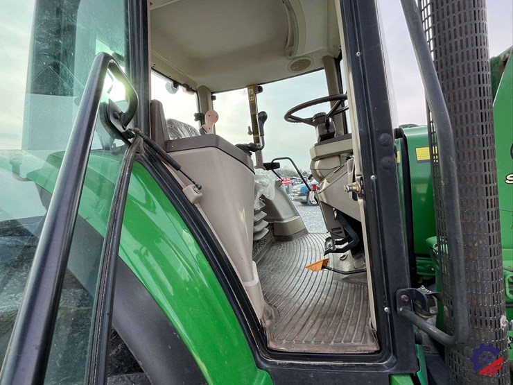 john-deere-6420-image-54