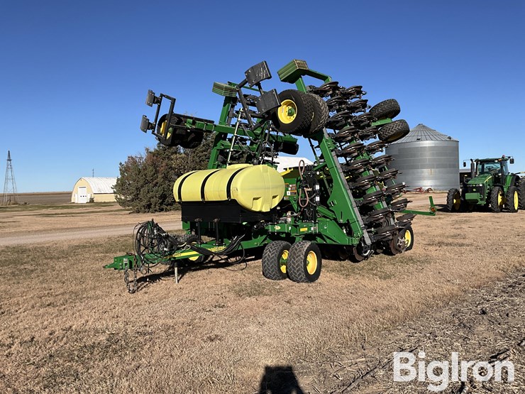 john-deere-1990-image-1