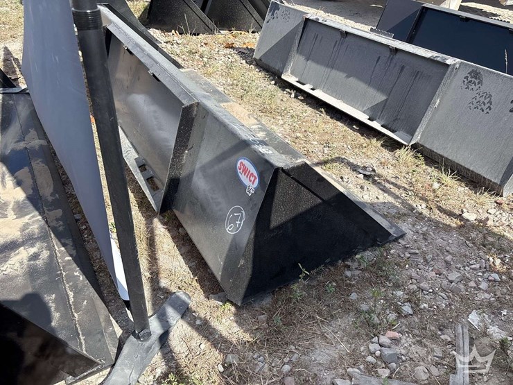 2025-swict-84in-bucket-skid-steer-attachment-image-4