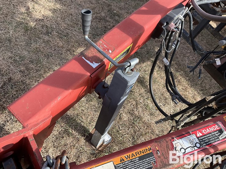 case-ih-2800-image-10