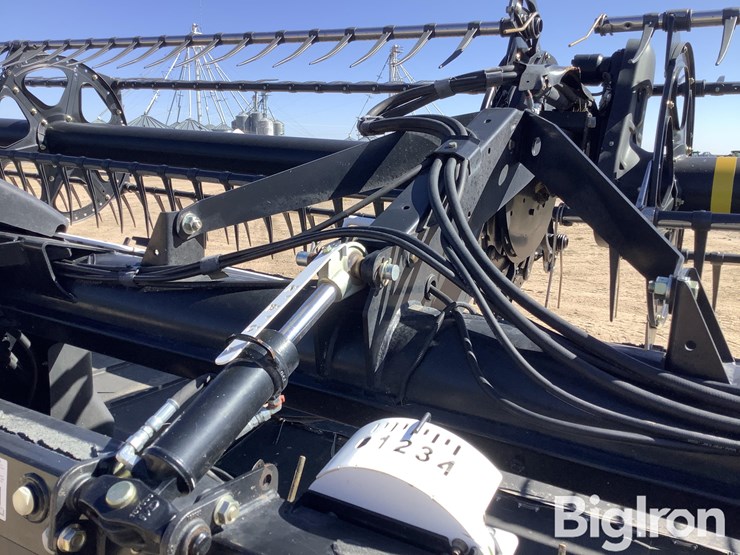 2013-mac-don-fd75-image-16